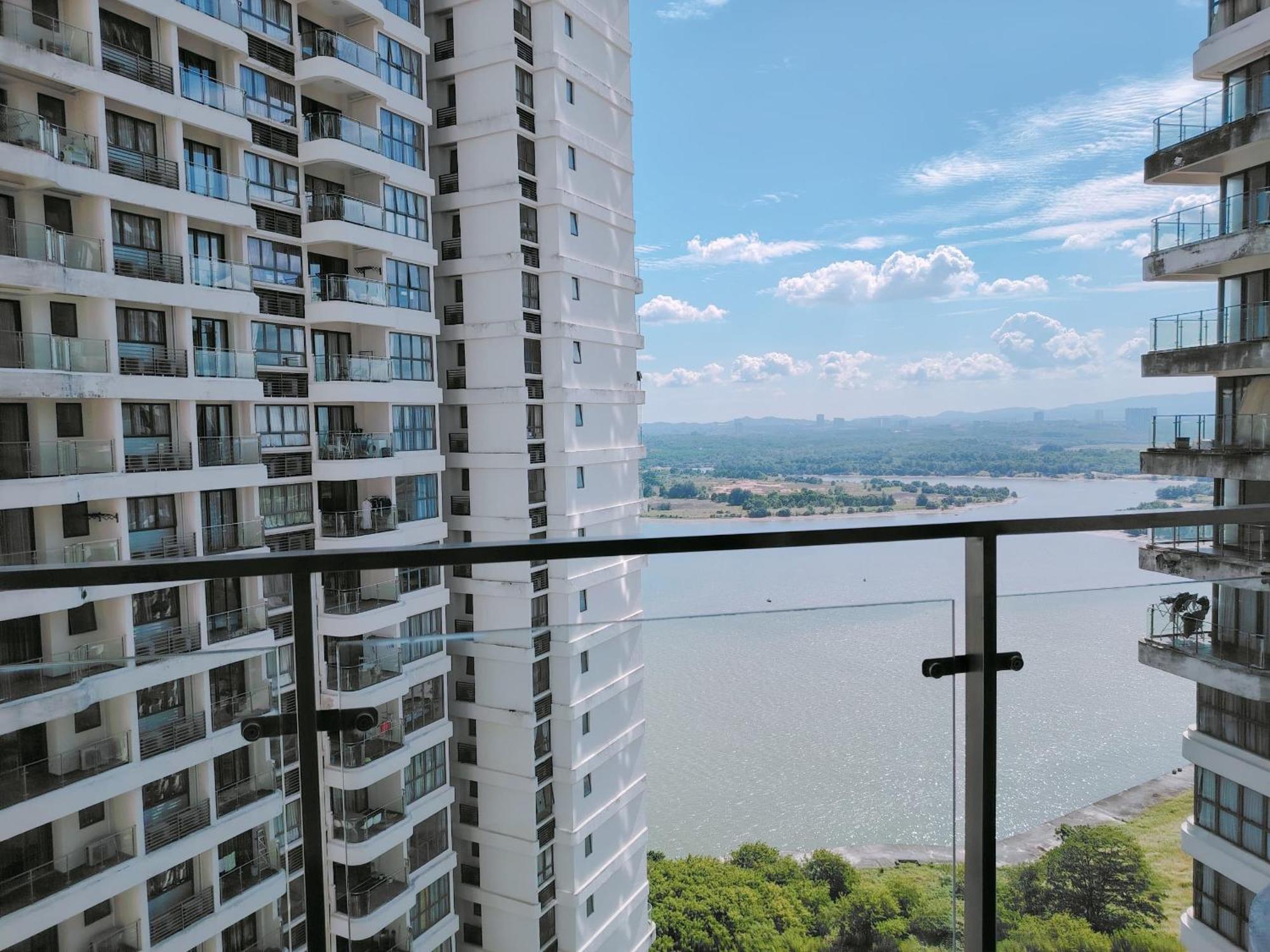 Danga Bay Seaview Johor Bahru By One 9 Place Exterior photo